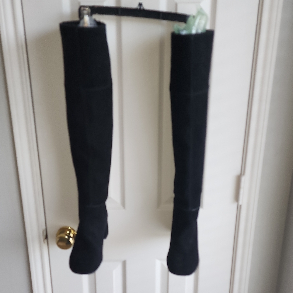 Black Over-the-Knee Boots
